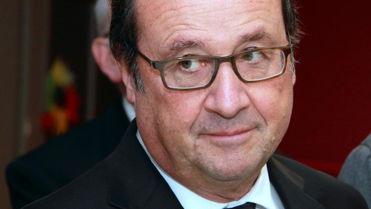 francois-hollande-g67689cf2b_1920_83158100