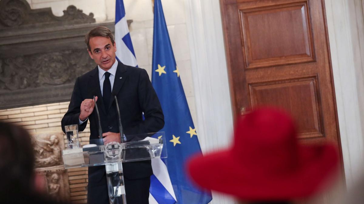 premier-grec-jurnalista_98083100