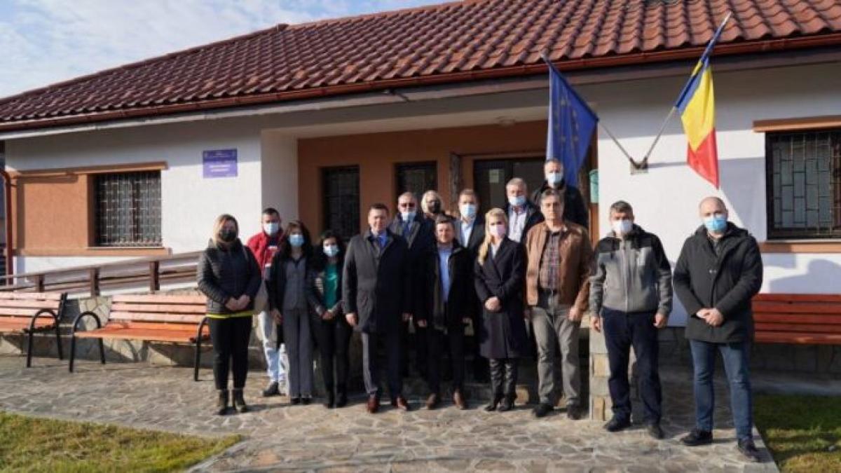 dambovita-serviciul-de-evidenta-a-persoanelor--deschis-si-in-comunaprc-c2prc-a0ocnita_11383400