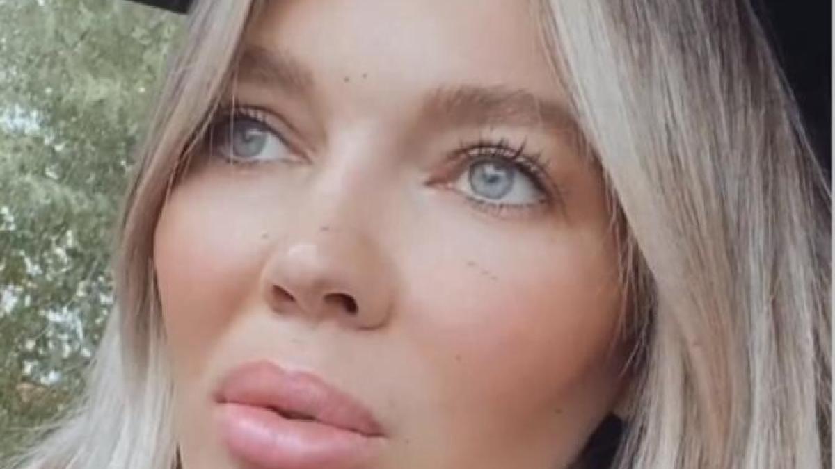 gina-pistol-revine_14440200