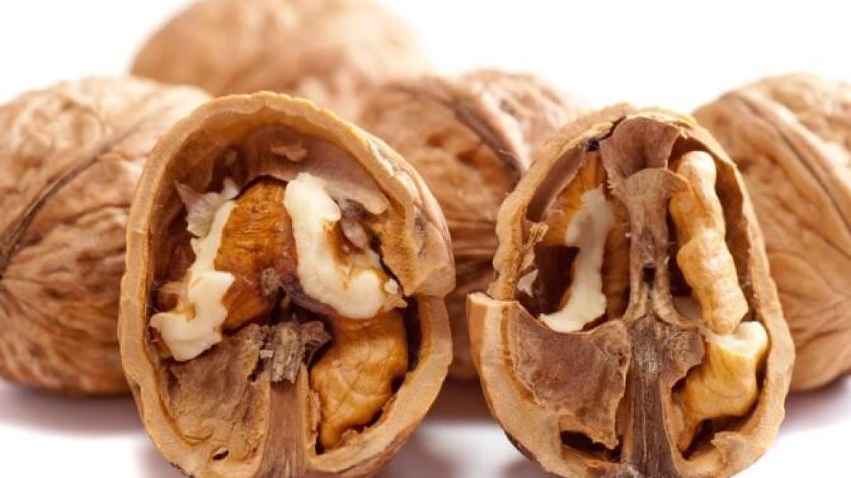 cojile-de-nuca--efecte-minune--nu-le-mai-arunca-la-gunoi-reteta-simpla-pentru-sanatate_59403700