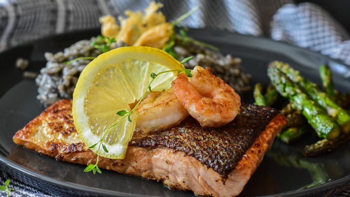 cum-sa-prajesti-pestele-fara-sa-miroasa-in-toata-casa--trucul-pe-care-ar-trebuie-sa-l-stii_93221300