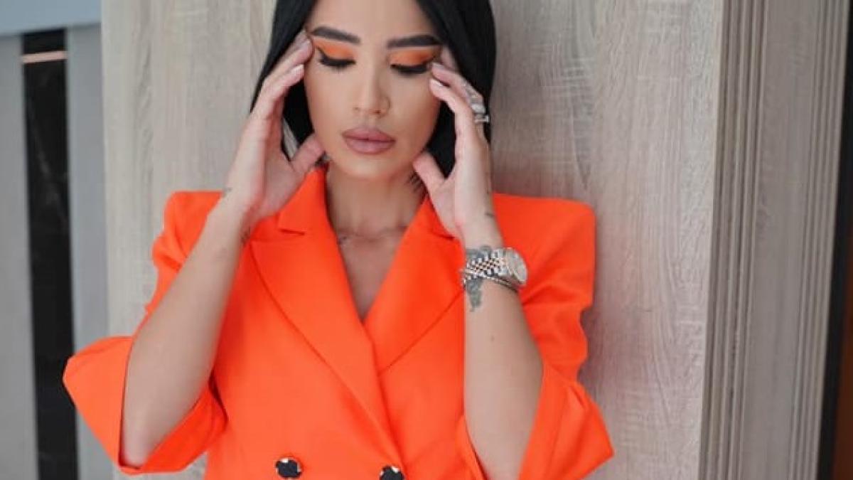 daca-nu-mori-de-covid--iti-doresc-sa-mori-de-cancer--adelina-pestritu--mesaje-tulburatoare-le-citeam-intre-doua-injectii-pe-care-mi-le-faceam-in-burta_04230300