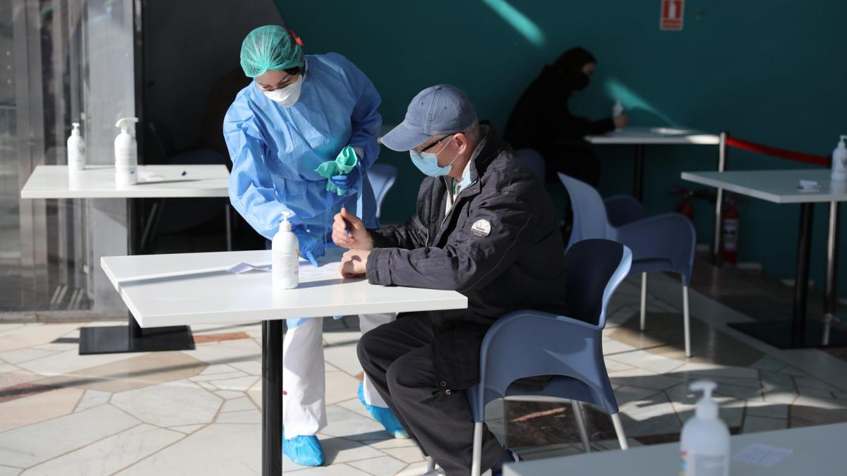 ce-faci-daca-ratezi-rapelul--cand-mai-poti-face-doza-a-doua-de-vaccin_49397600