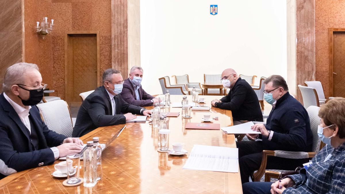 rafila_arafat_pistol_masuri_omicron_gov_80146300