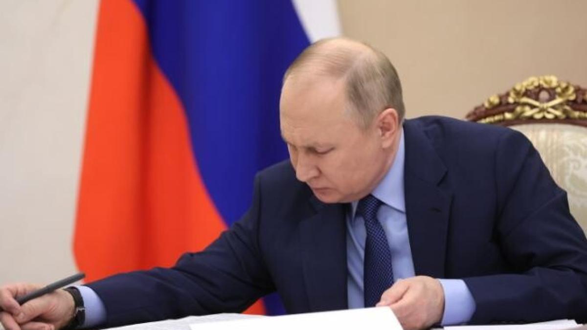 vladimir-putin_98900200