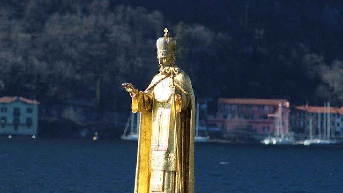 sfantul-nicolae-statuie-traditii-obiceiuri-semnificatie_28729300