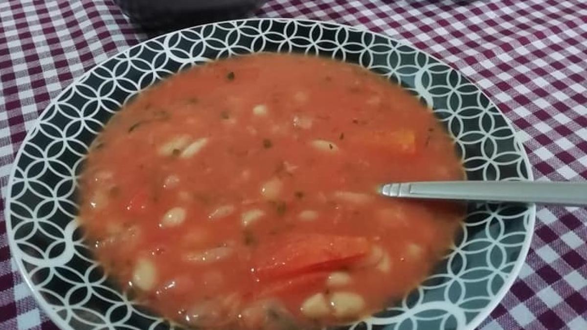 ciorba-de-fasole--de-post--reteta-de-la-manastirea-prislop_17333600