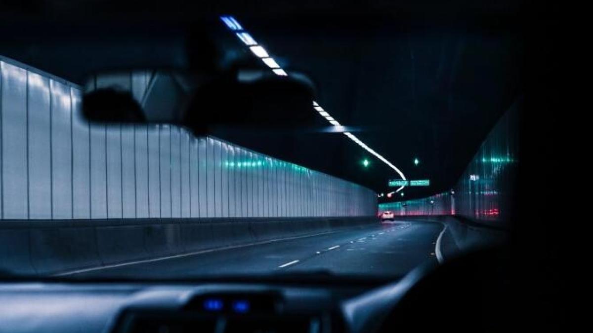 job-putin-1990_46544400