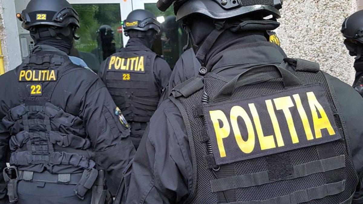 perchezitii_16459400