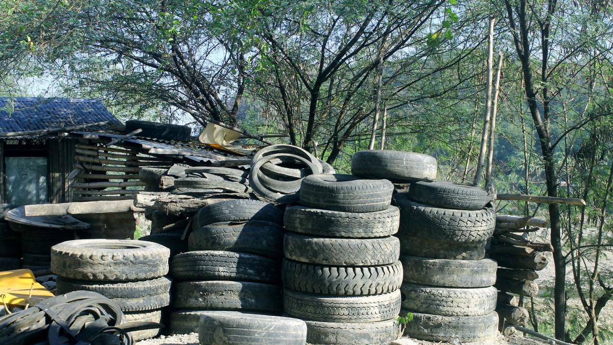cauciucuri_uzate_romania_titi_aur_pxb_90780800