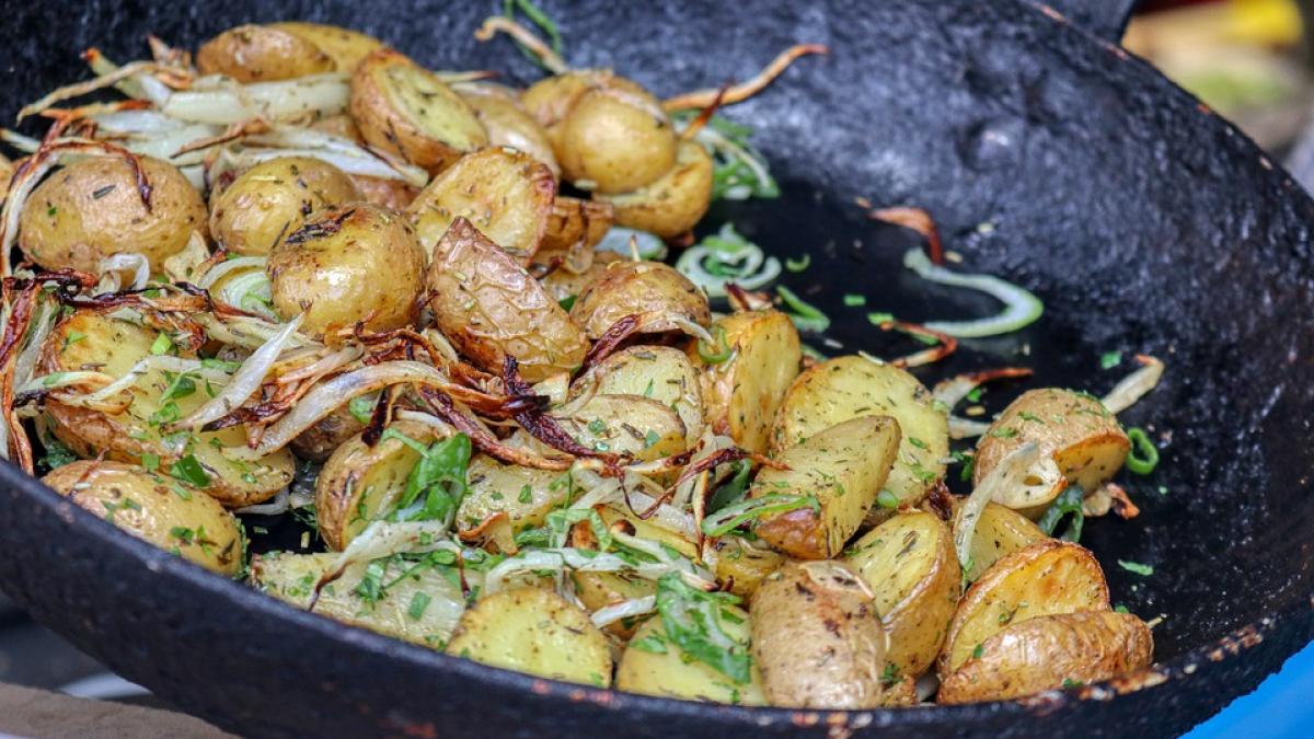 cartofi-picanti-la-tigaie--reteta-simpla-de-post_76153000