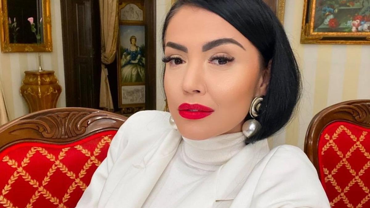 andreea-mantea--batuta-de-cristi-mitrea-in-timp-ce-era-insarcinata--confesiune-cu-gandul-la-fiul-ei-am-decis-ca-acest-copil-sa-aiba-o-linie-in-dreptul-numelui-tatalui_18583400