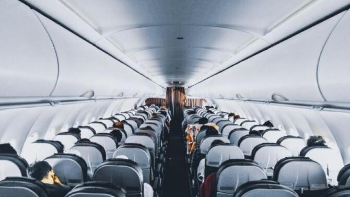 zboruri_anulate_foto_pexels_13756900