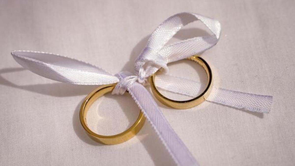 vaprc-ccprc-82nzaprc-ccprc-86rile-de-verighete-au-crescut-cu-85prc---iar-cele-de-inele-de-logodnaprc-ccprc-86-cu-40prc---iprc-ccprc-82n-2021_35437000