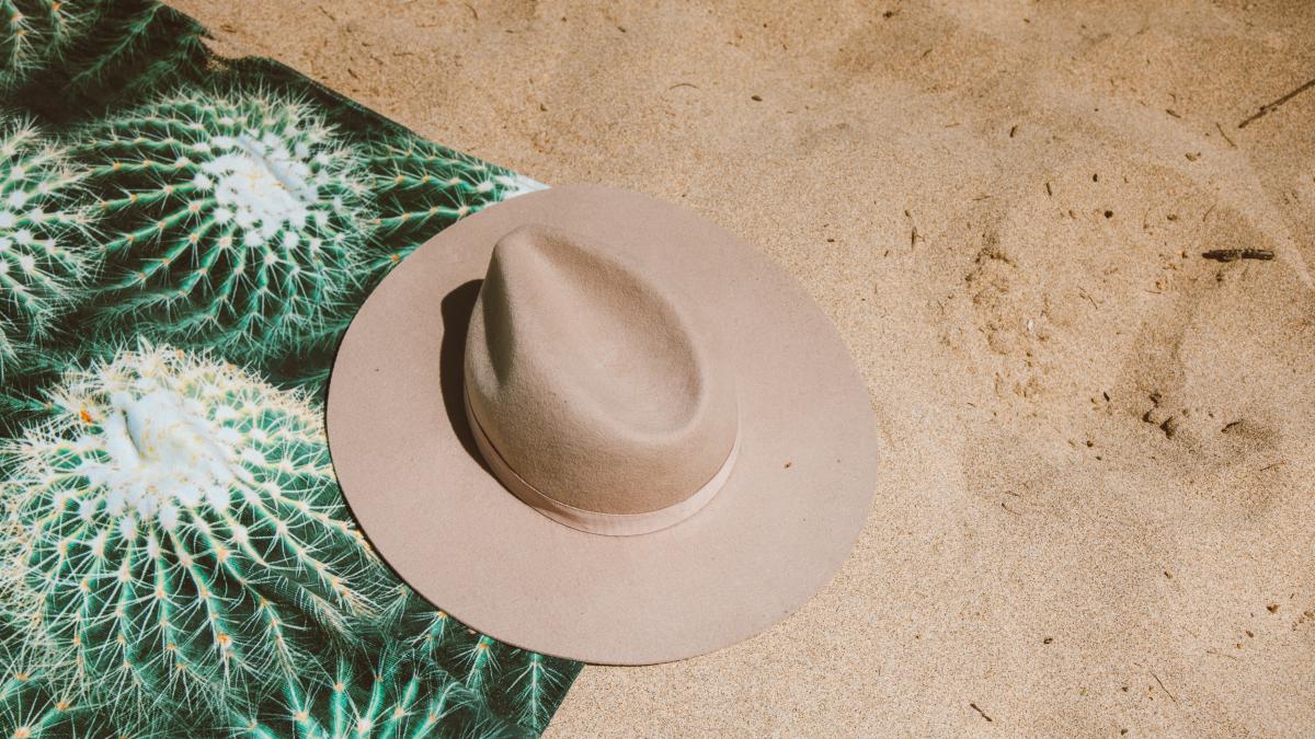 ibiza_mamaia_bogdan_teodorescu_pexels_49504100