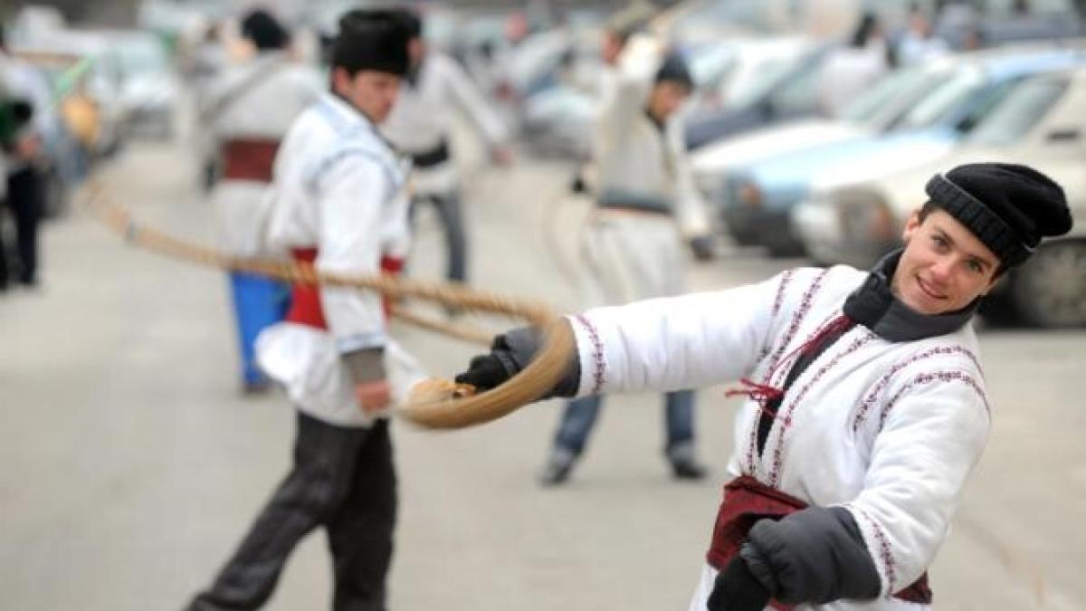 adeverinta-pentru-mers-cu-plugusorul_44177100