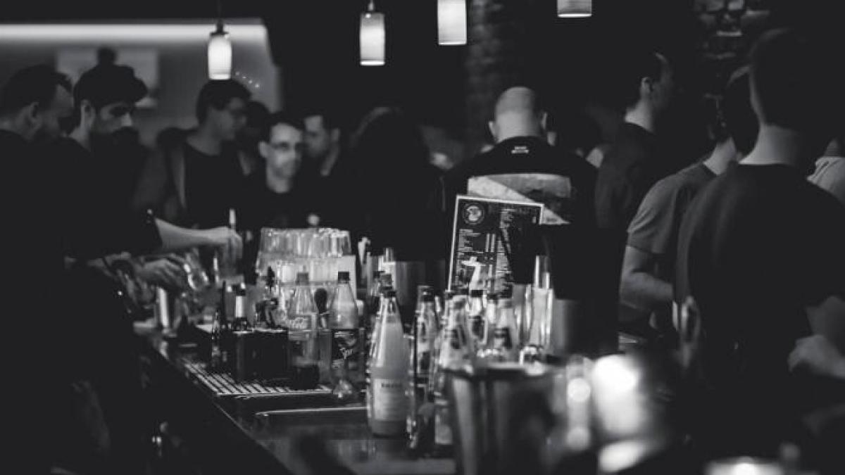 iprc-ccprc-82n-italia-se-redeschid-cluburile-de-noapte--se-intraprc-ccprc-86-doar-cu_45376800