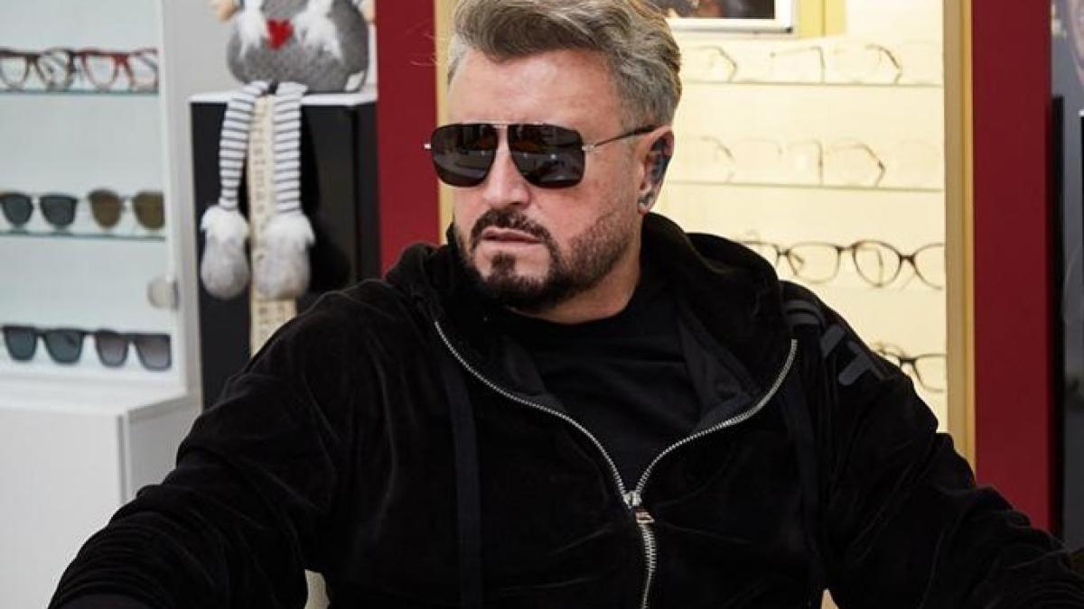 dumnezeu-nu-m-a-parasit--catalin-botezatu-si-tatal-sau--operati-de-cancer-in-acelasi-timp-a-fost-problema-si-o-teama-in-familie_39694900