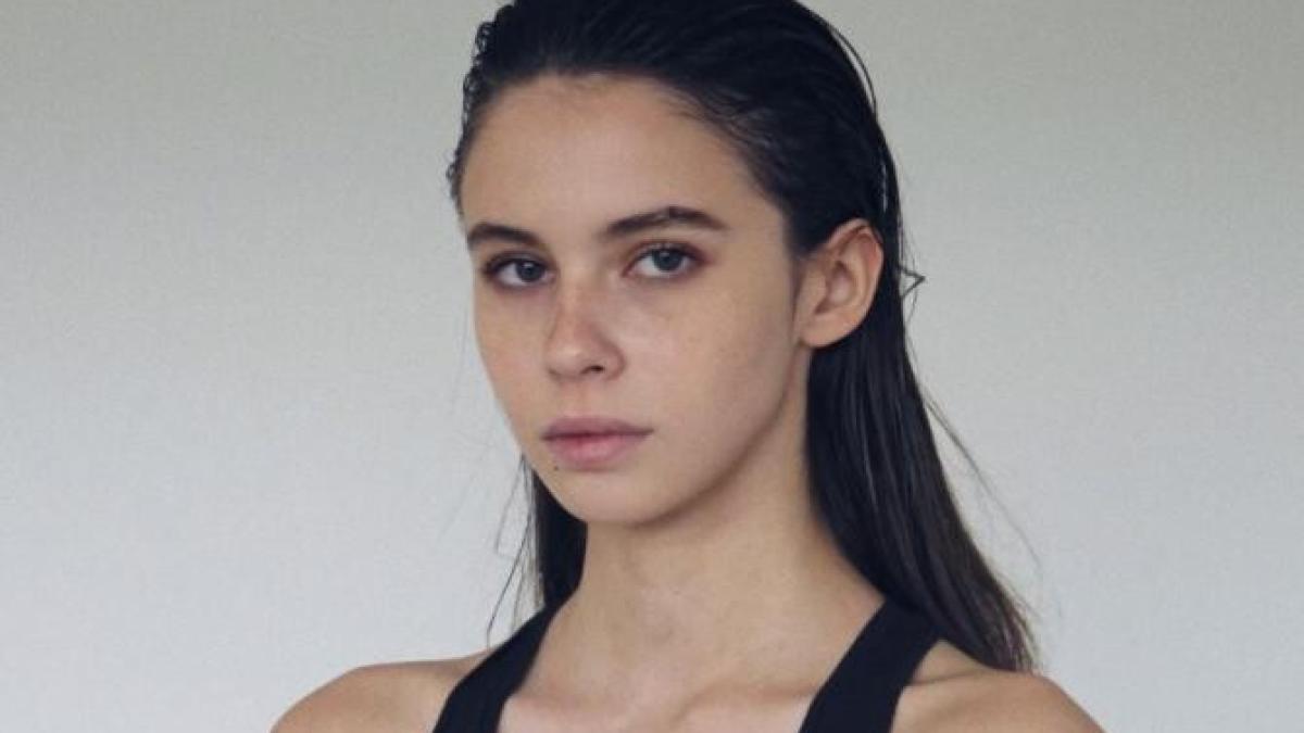 mama-a-fost-si-va-ramane-numarul-1--rebecca--fata-anamariei-prodan--atac-la-adresa-lui-reghecampf-ridiculizezi-munca-familiei-tale--demnitatea--numele_38347300