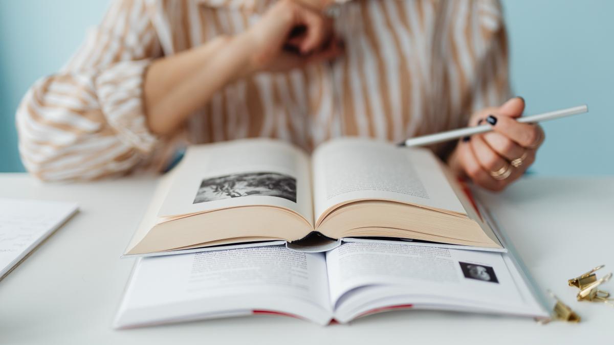 singurele-numere-care--in-limba-romana--se-scriu-cu-atatea-litere-cate-reprezinta--sunt-doar-doua_17300500