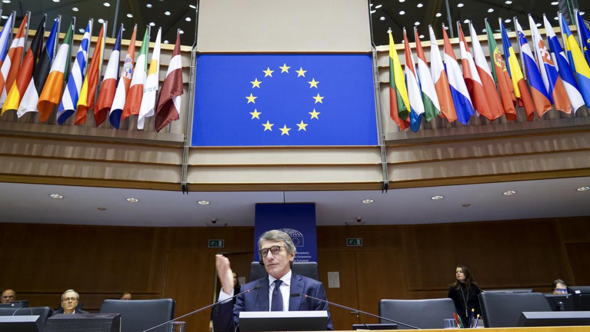 mecanismul-de-redresare-si-rezilienta-al-ue-a-primit-aprobarea-finala--presedintele-pe-david-sassoli-a-semnat_83998000