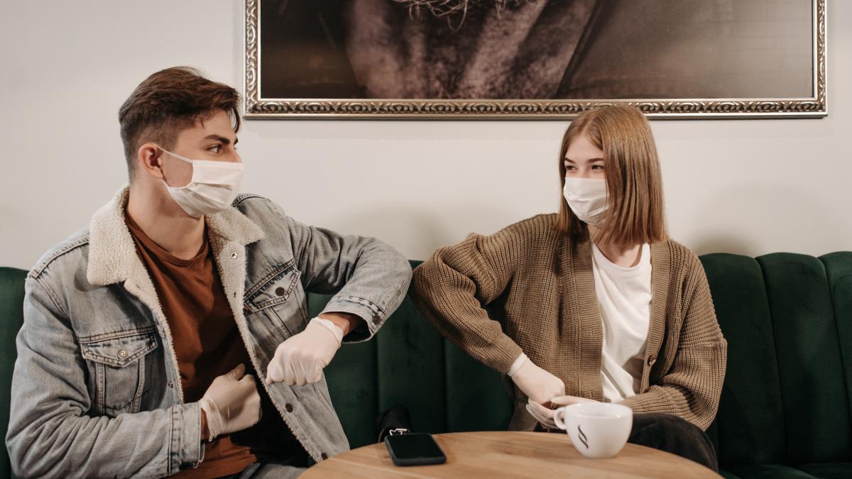 covid_contact_direct_insp_pxl_88462900