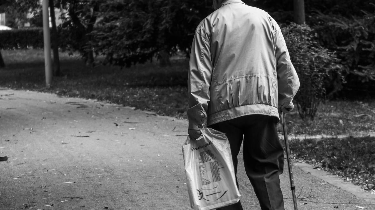 pensionar-pexels-vlad-chetan-2586537_04774300