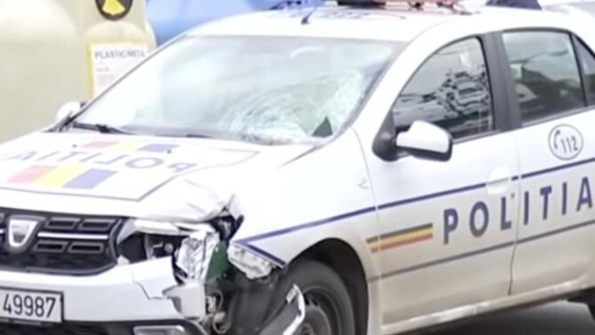 accident-masina-politie-trecere-pietoni_09515900