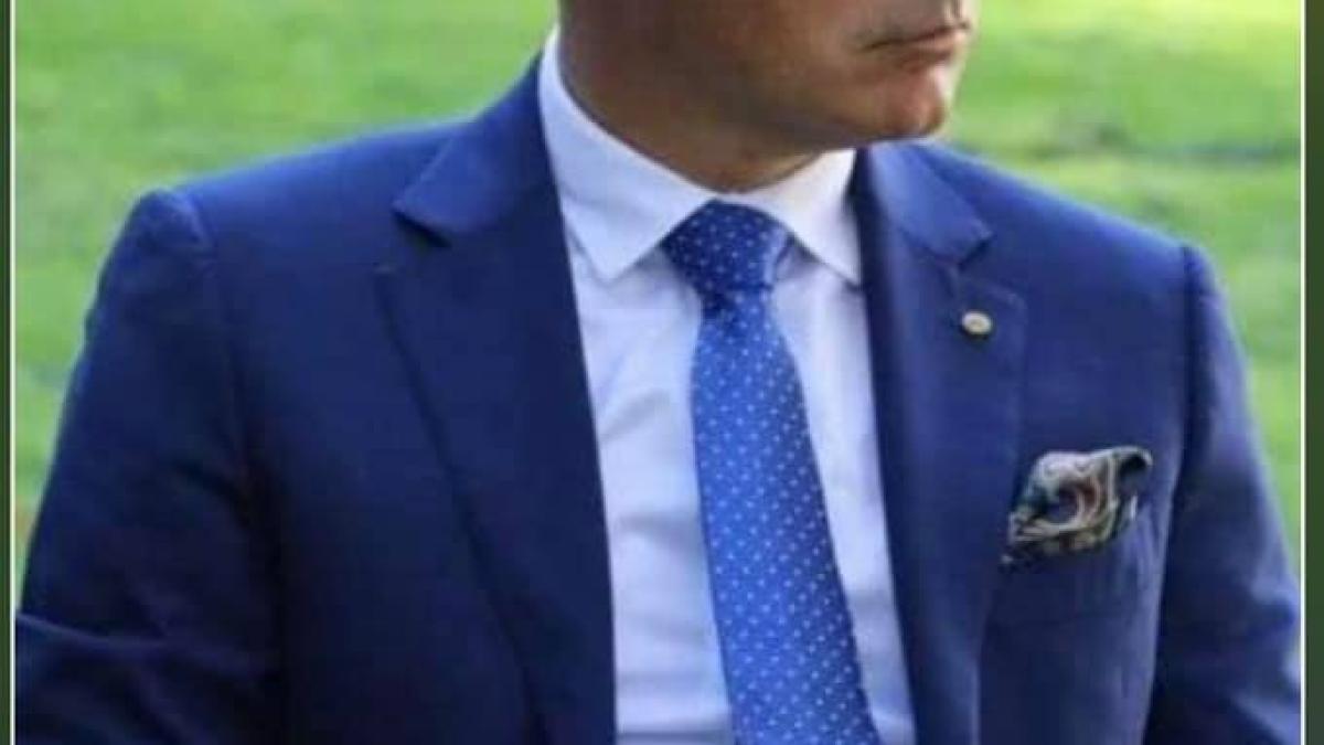 rares-bogdan-ciucu-critici_77328700