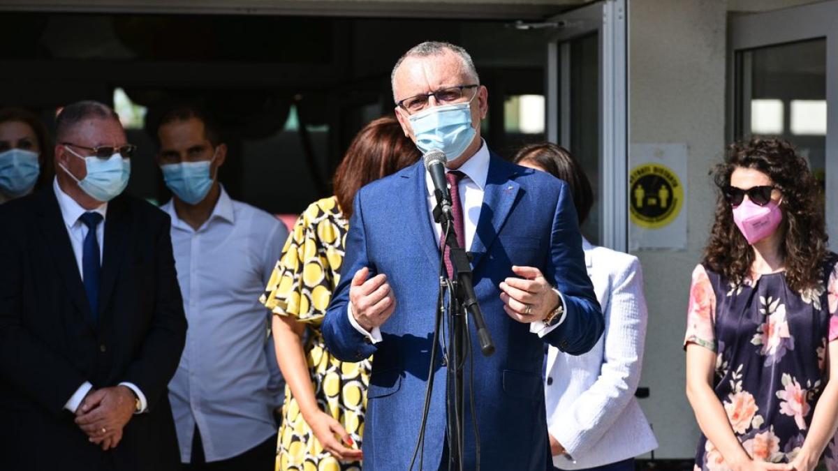 sorin-cimpeanu_79546700