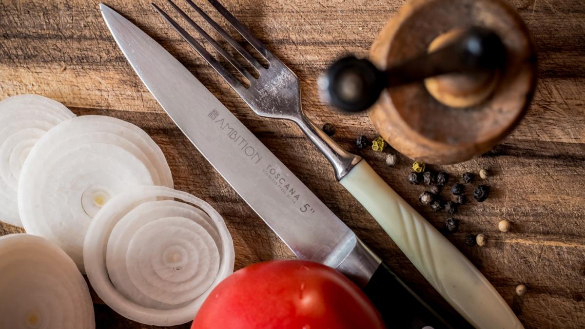 motivul-pentru-care-o-ceapa-taiata-iti-face-ochii-sa-lacrimeze_41439900