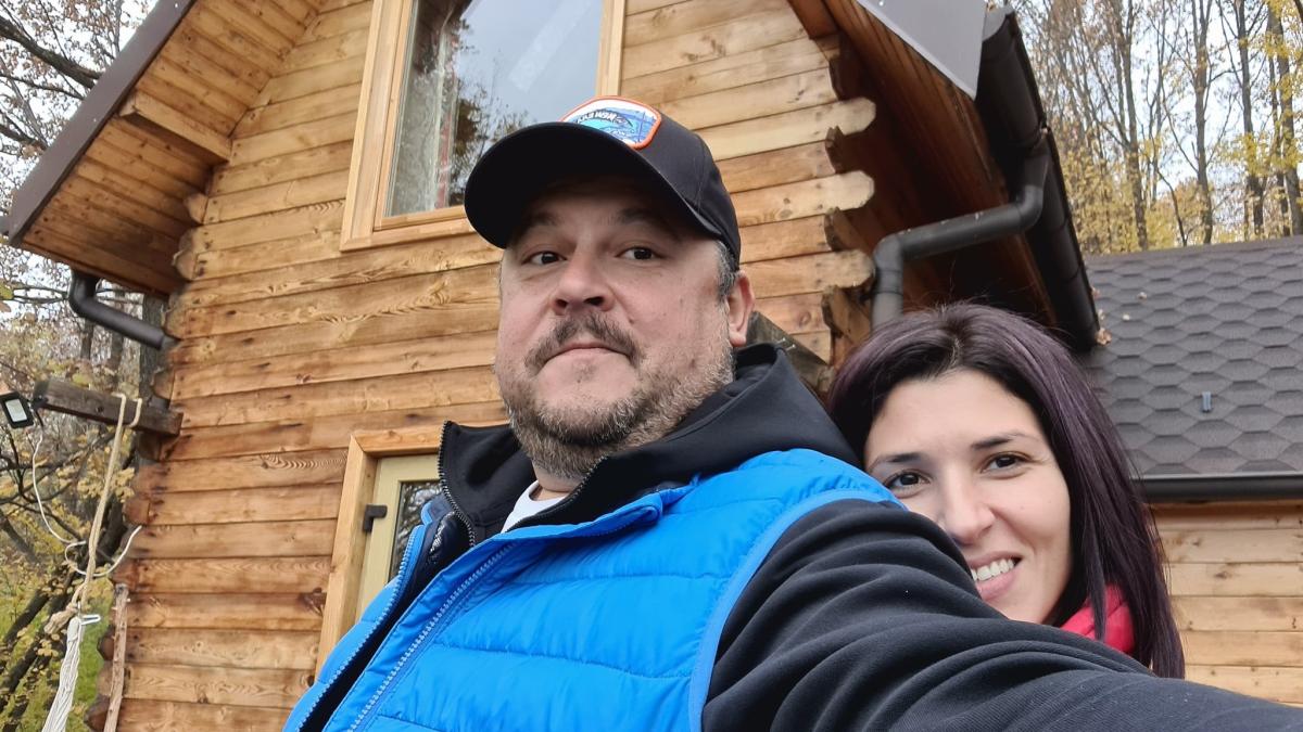 nu-m-au-interesat-niciodata-aceste-tentatii-purtatoare-de-sani--bobonete--despre-relatia-cu-sotia-sa-am-acasa-tot-ce-mi-trebuie_32104300