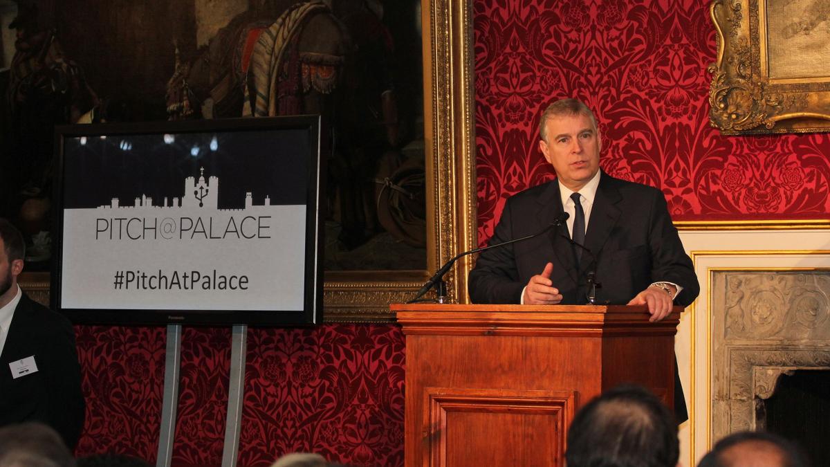 printul-andrew-pierde-titlurile-militare_05987200