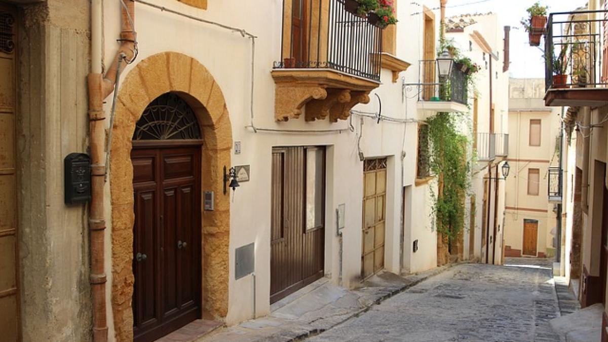 sambuca-sicilia_74990400