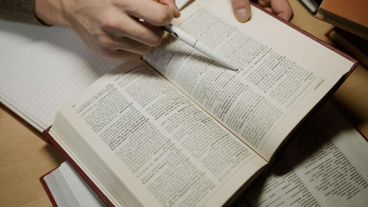 cuvintele-din-limba-romana-care-incep-cu-ft--le-stiai_97845400