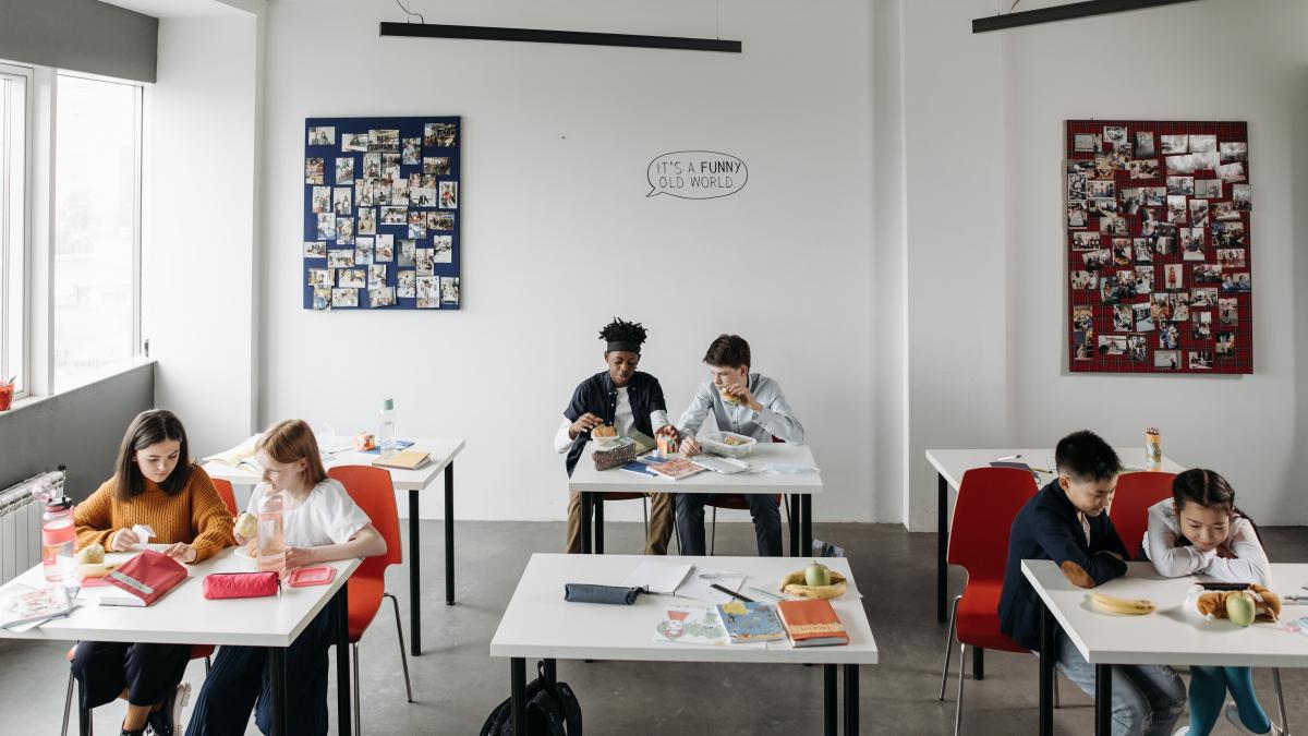 henrietta-fore--unicef--apel-fara-scuze-tineti-scolile-deschise--copiii-nu-pot-astepta_84793500