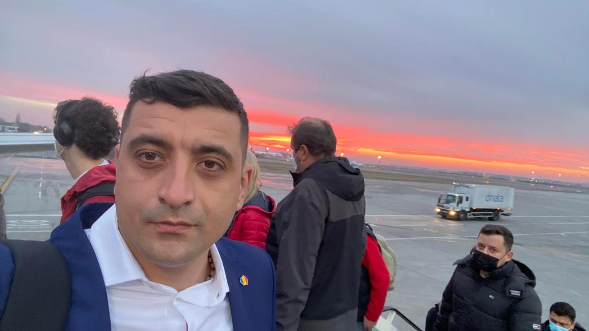 george_simion_aur_romania_chirieac_fb_53275000