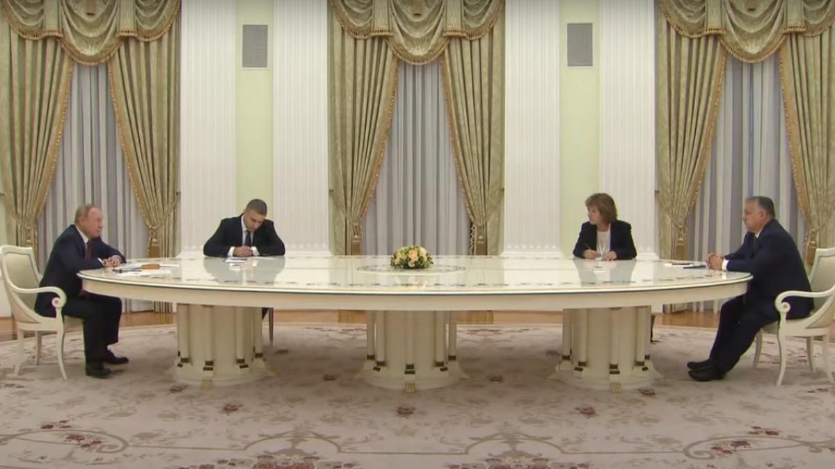 putin-orban_81518900