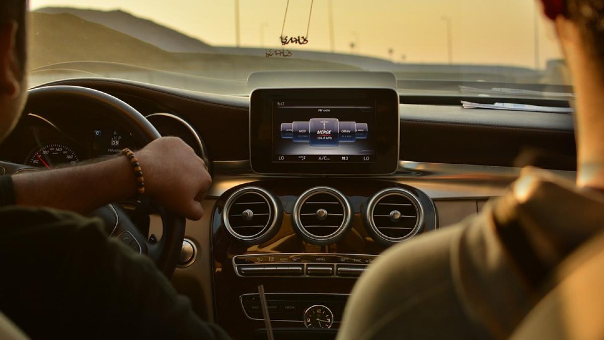 romania-masina-titi-aur_35844000