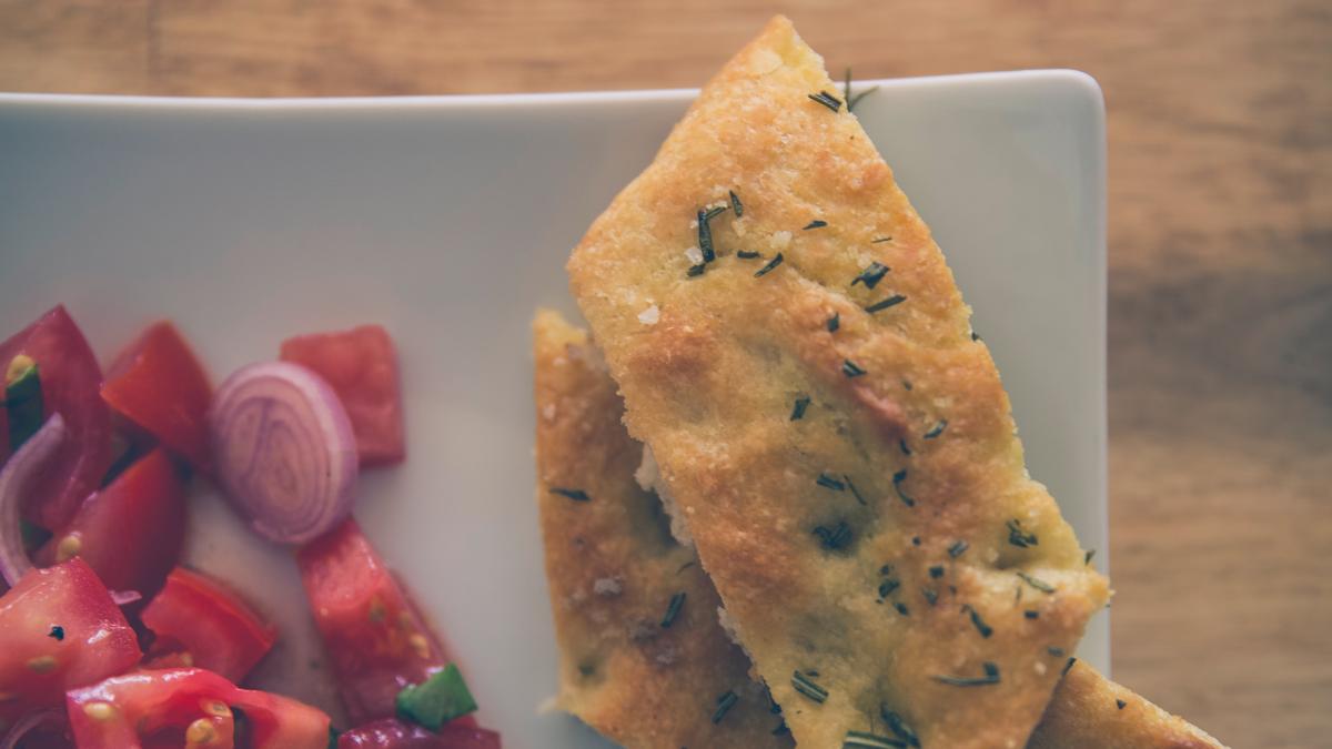 reteta-de-focaccia-subtire--cum-se-face_42189900