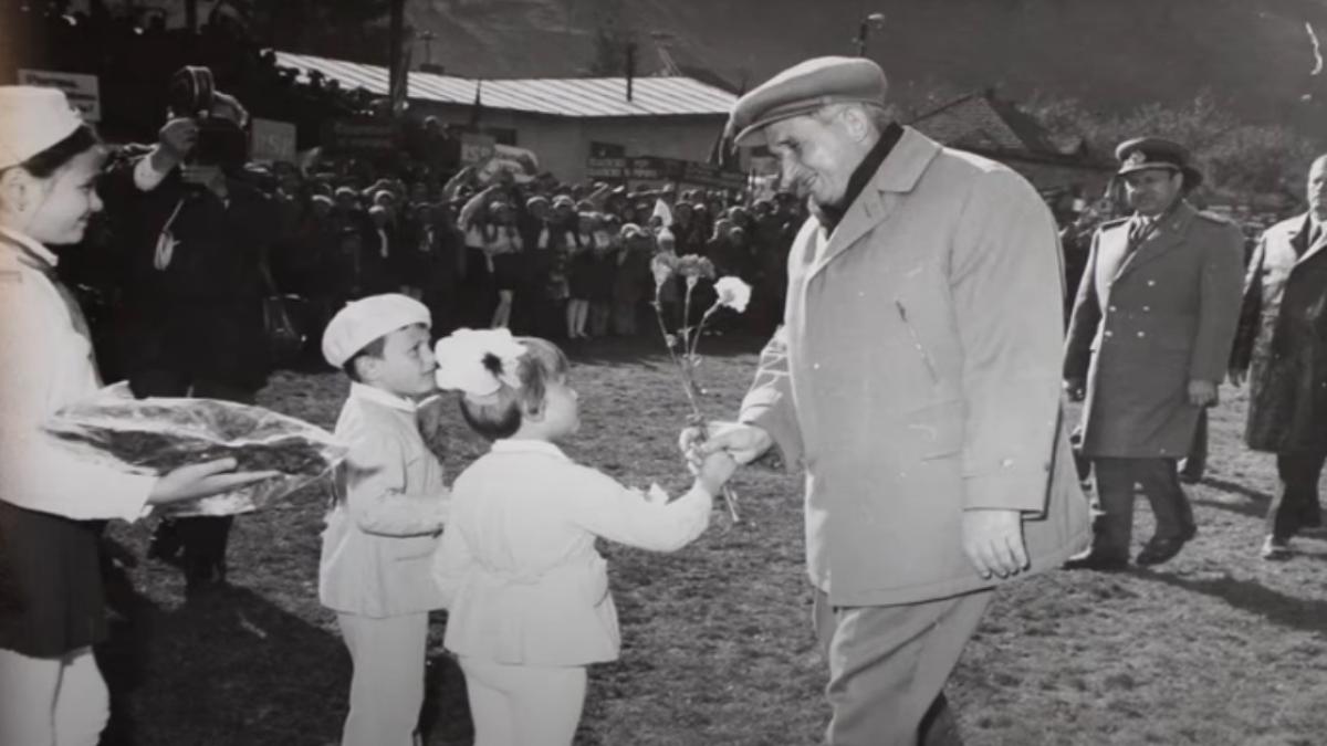 nicolae-ceausescu-1_31192400
