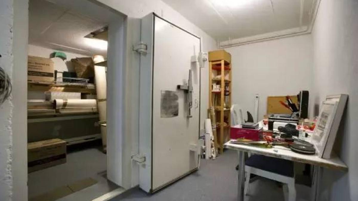 buncar-antiatomic-elvetia_68646300