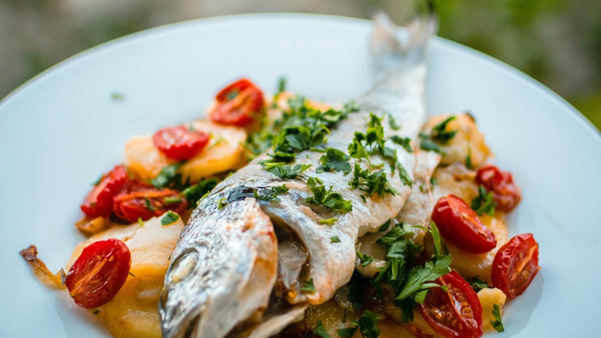 reteta-de-dorada-la-cuptor--se-prepara-usor--iar-gustul-este-excelent_20597700