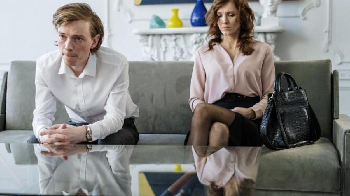 cuplu-ingrijorat_99341600