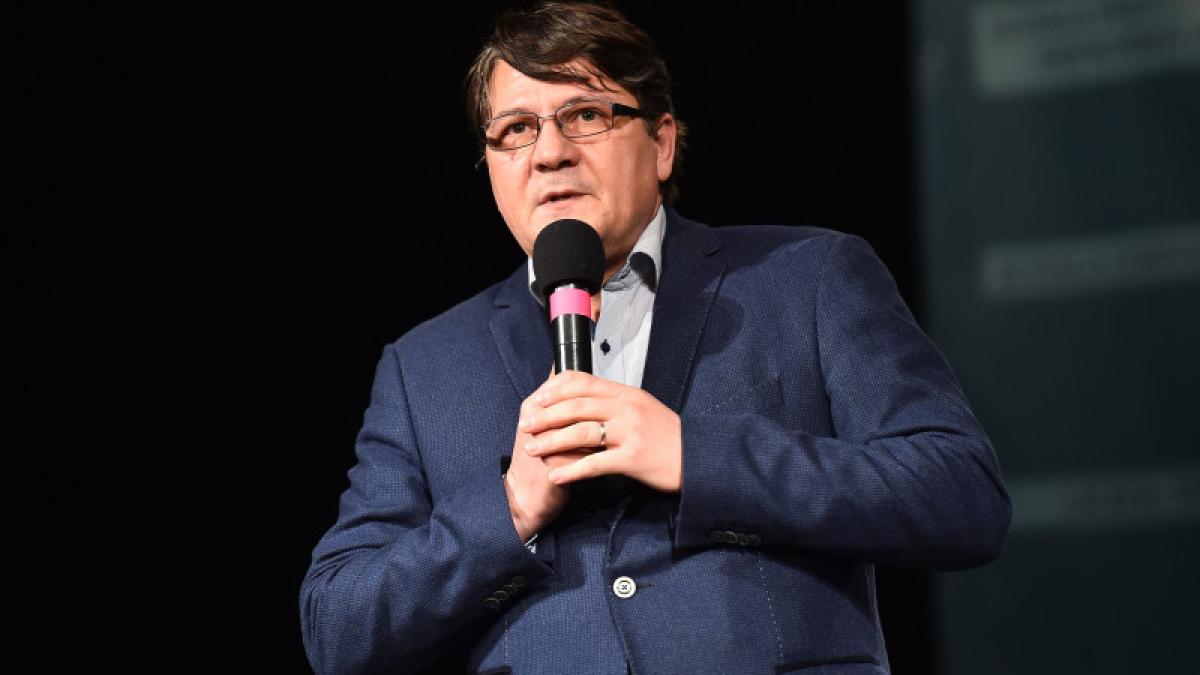 adrian-gazdaru_67493700