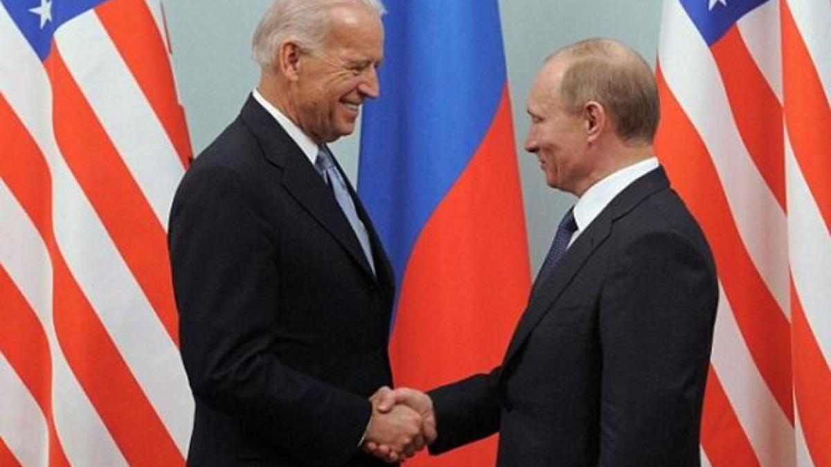 biden---putin_61296100