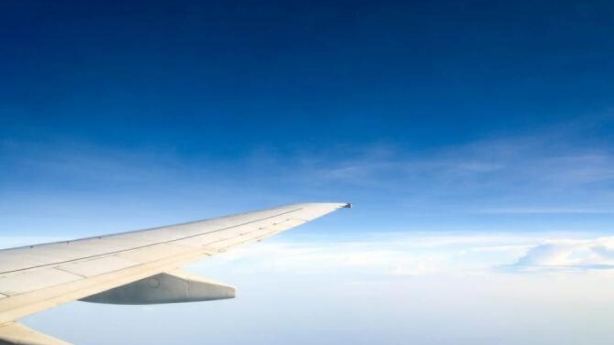 avion_test_coronavirus_foto_pexels_16550600