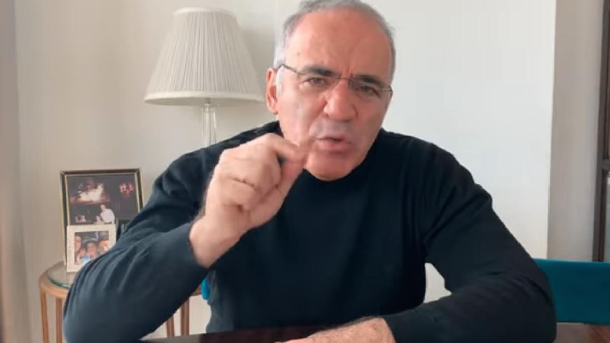 kasparov_00396800
