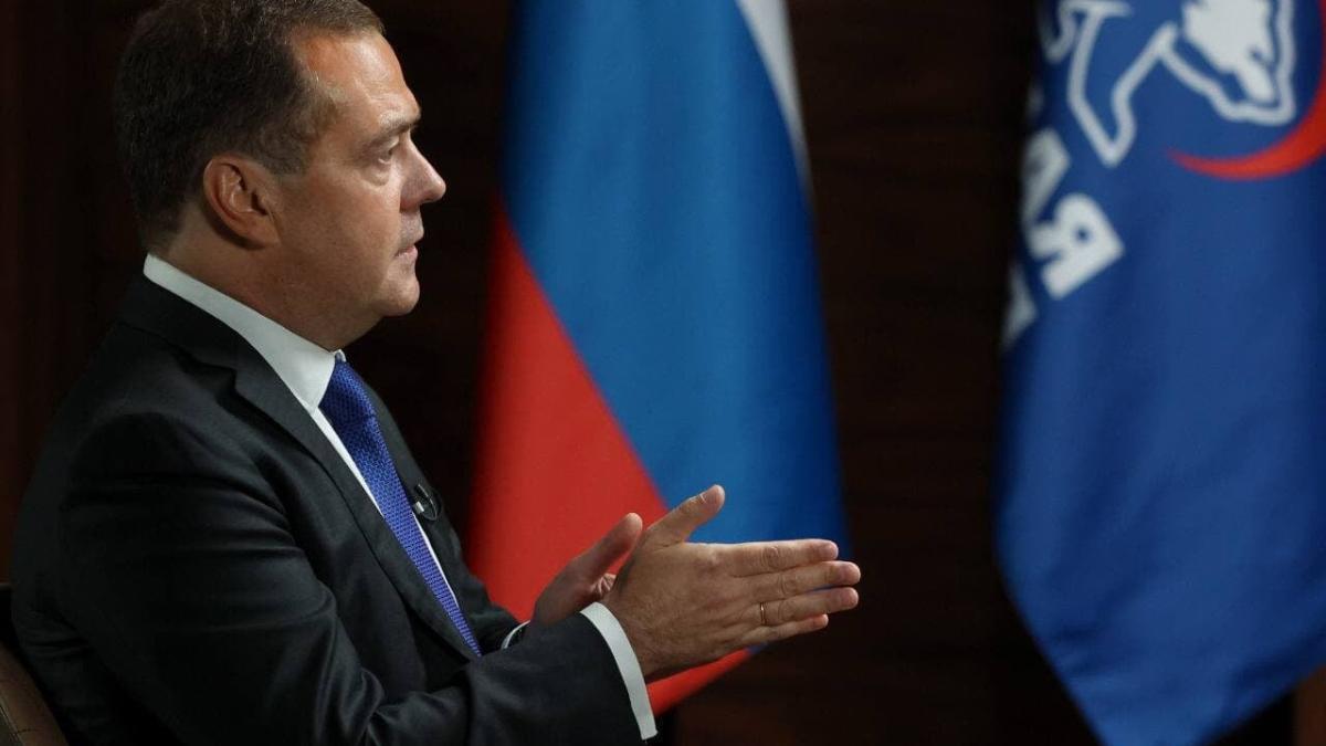 medvedev-rusia-emnintari_76290900